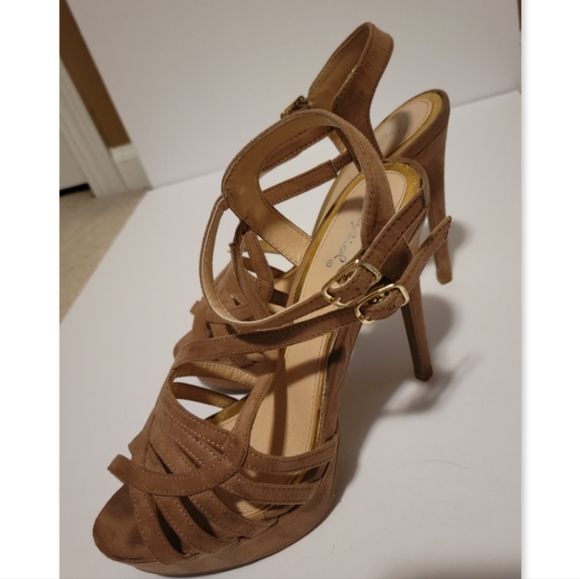 Strappy Platform High Heels - Picture 3 of 7